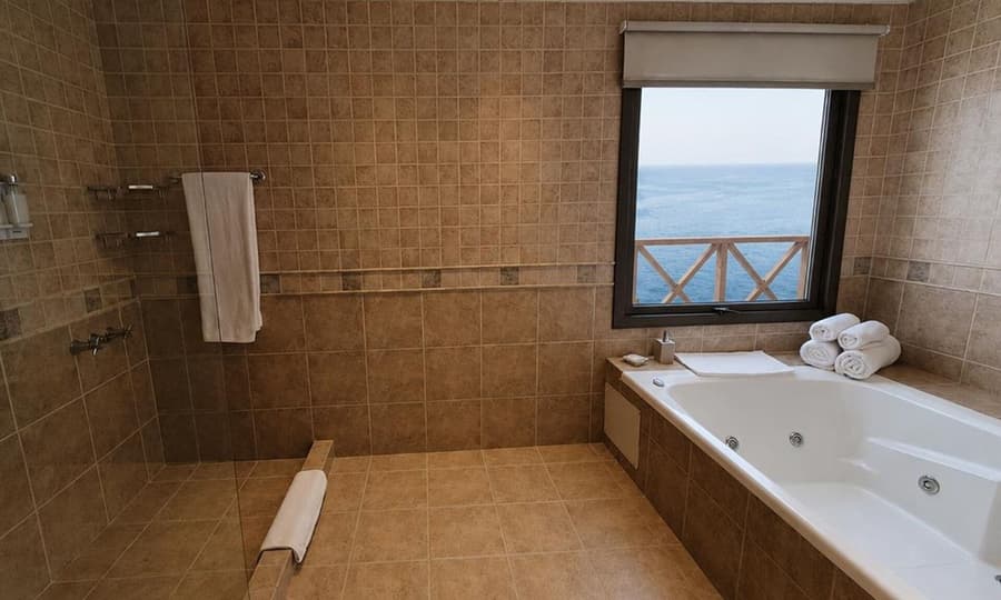 Xelena Hotel & Suites