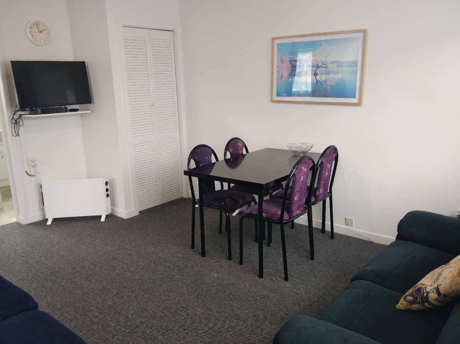 Queens Park Motels