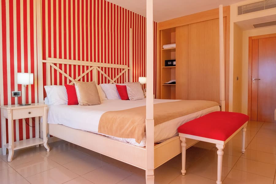Grand Muthu Golf Plaza Hotel