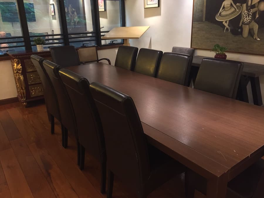 Xi Hotel