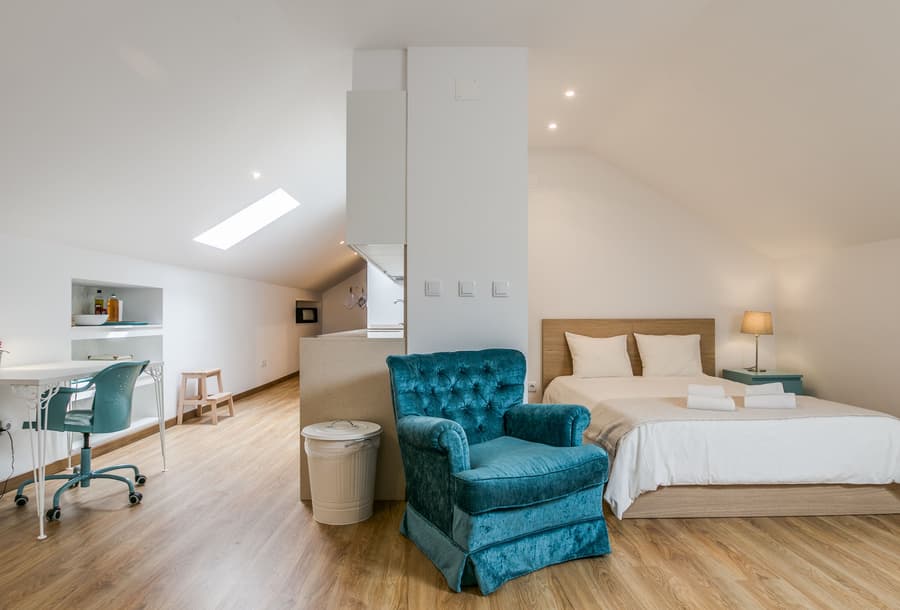 Home Out Rooms & Apartments