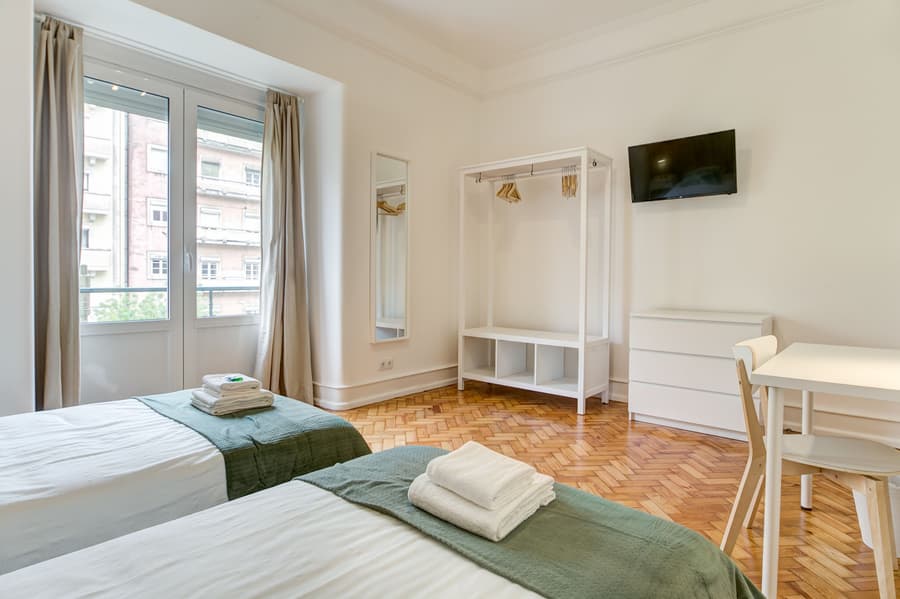 Home Out Rooms & Apartments