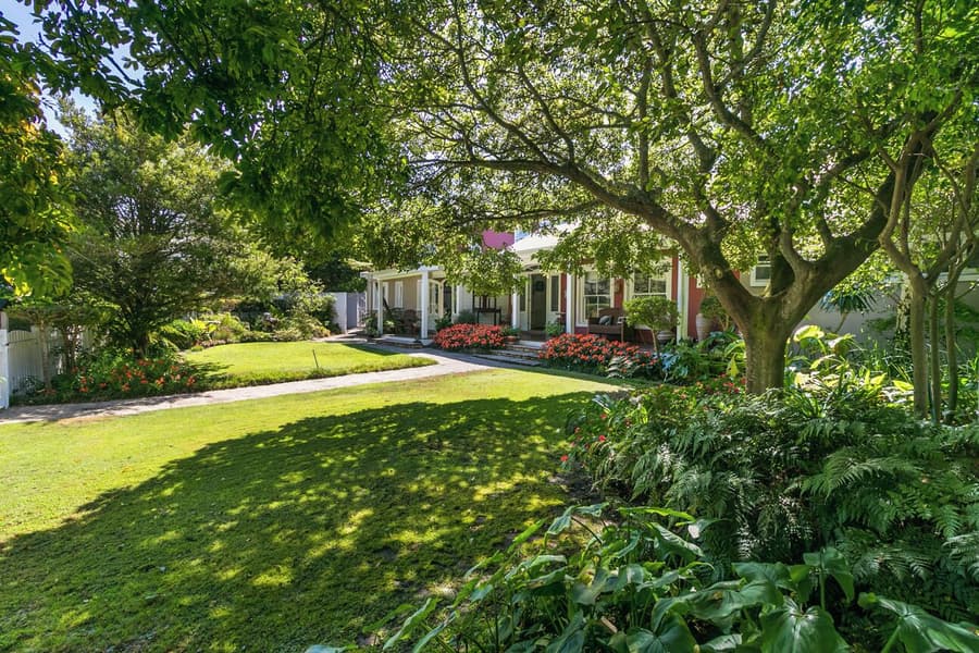 African Breeze Guest House