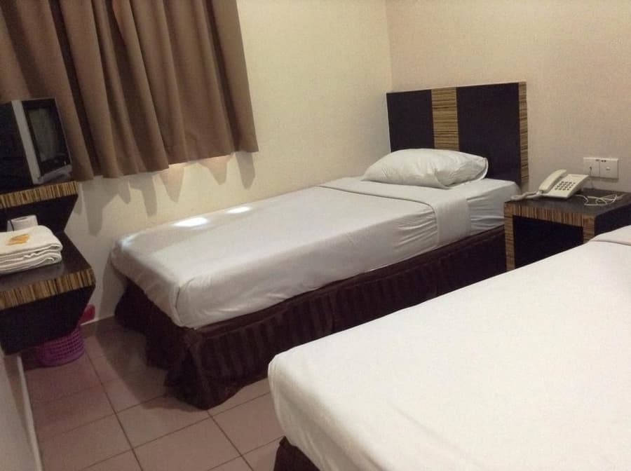 Hotel Traveller