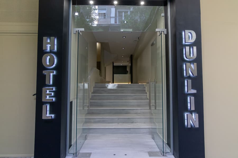 Dunlin Hotel