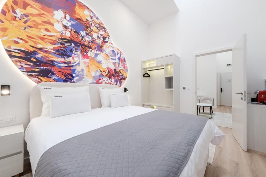 Hotel Eleven