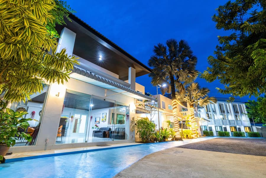 Phuket Leisure Time Hotel