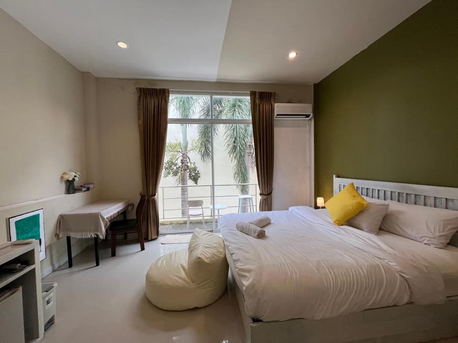 TIL DAWN Phuket